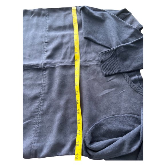 🌸4/$50🌸 Faux Suede Scoopneck Sweater - Picture 7 of 9